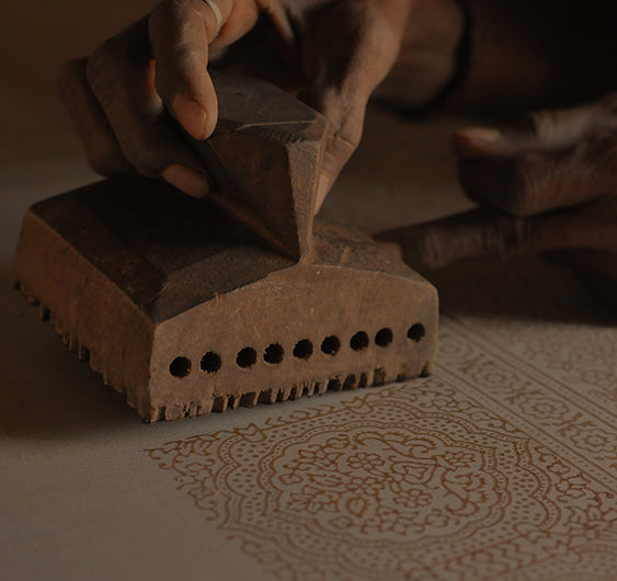 How Your Choice of a Printed Kurta Supports Indian Artisans