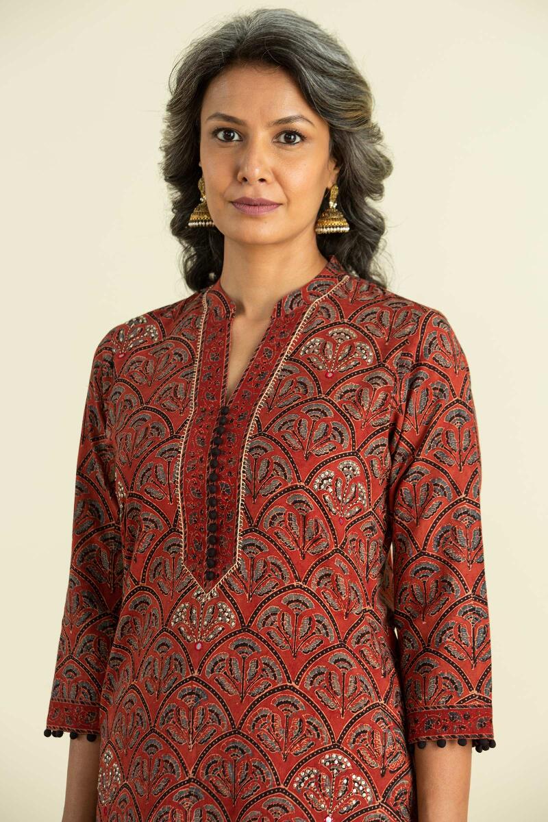 Sehra Nishat Kurta