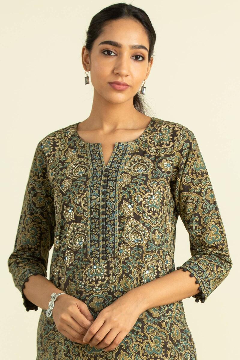 Sehra Zahira Kurta