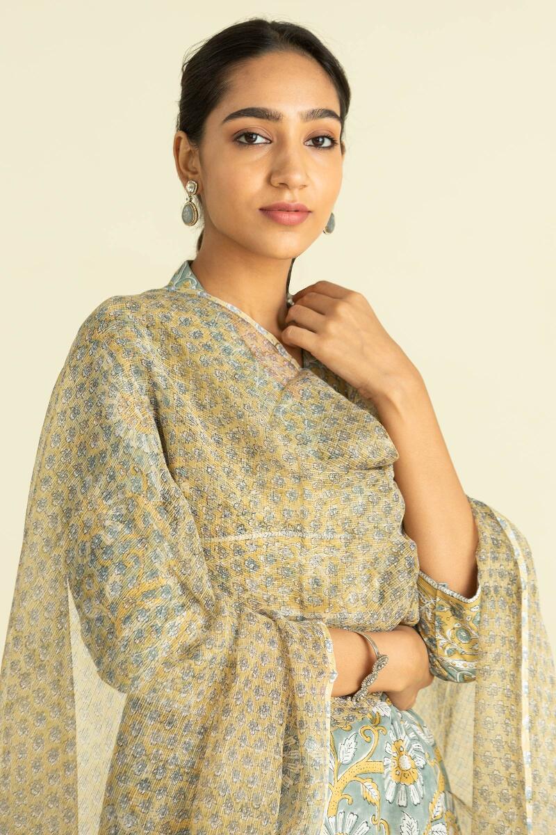 Gauhar Zafiya Kota Dupatta
