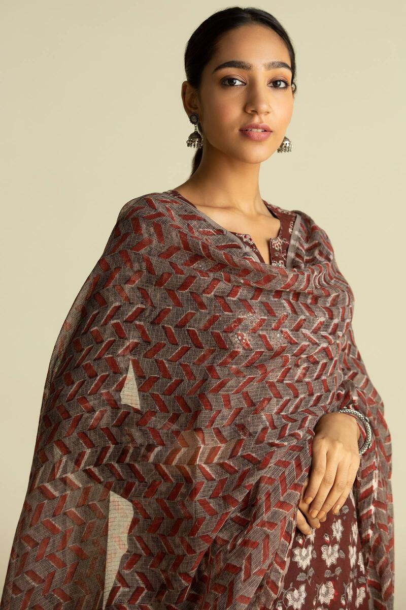 Sehra Rumeha Kota Dupatta