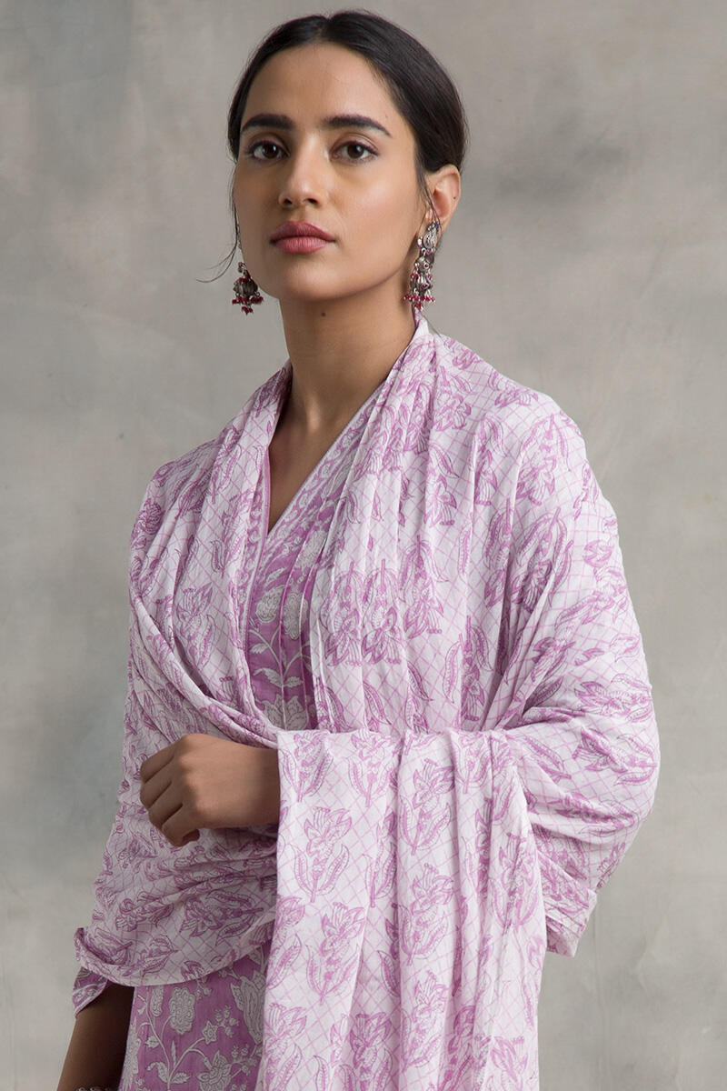 Gauhar Nazneen Dupatta