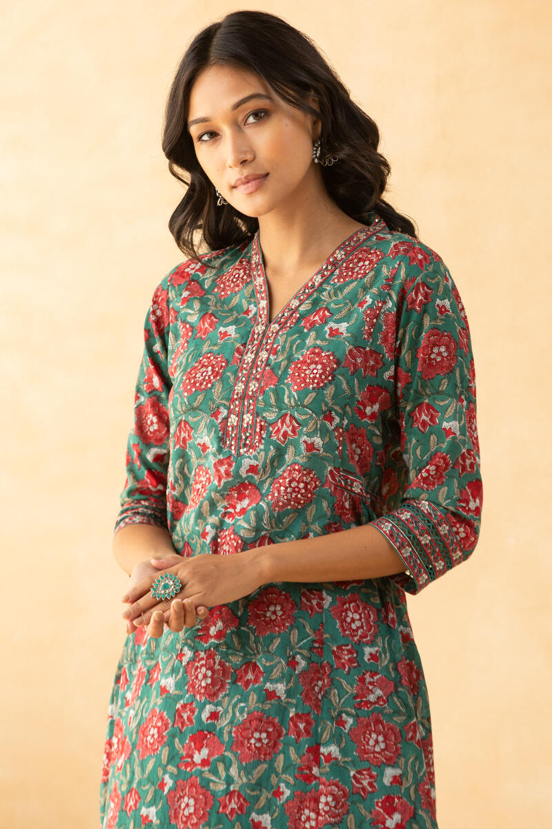 Zahira Farah Kurta