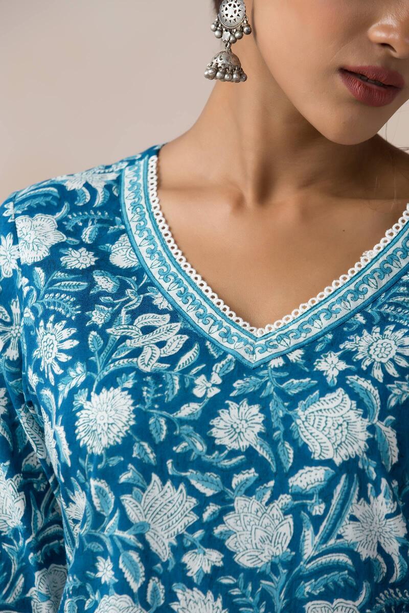 Gauhar Sania Kurta