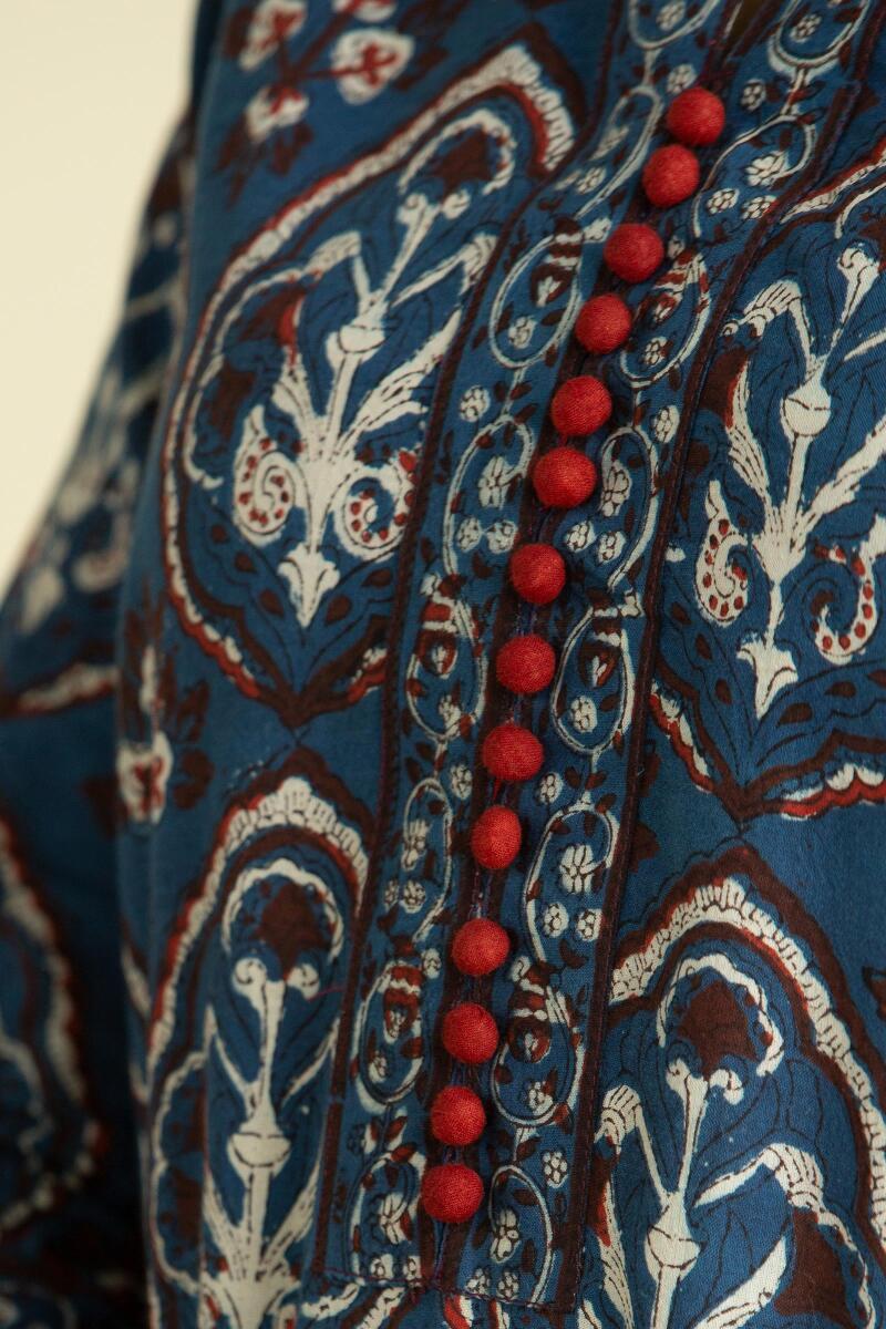 Sehra Fazeen Kurta
