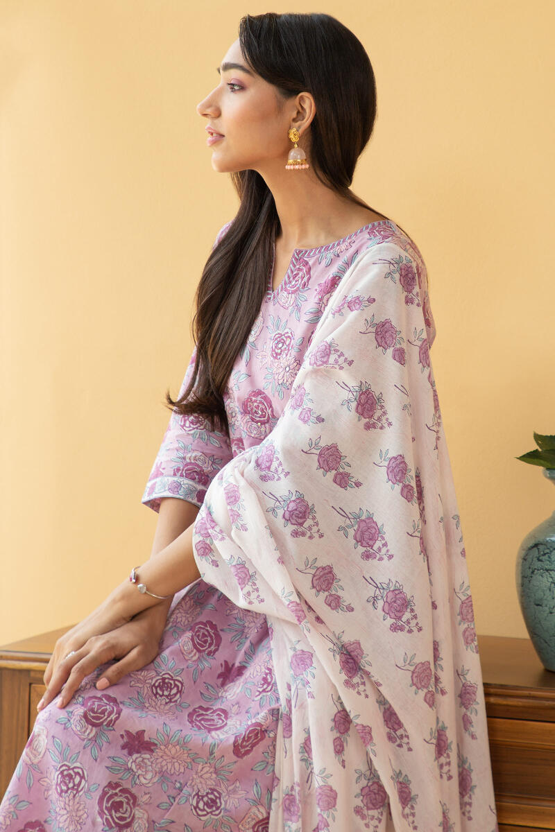 Gulbarg Nazam Dupatta