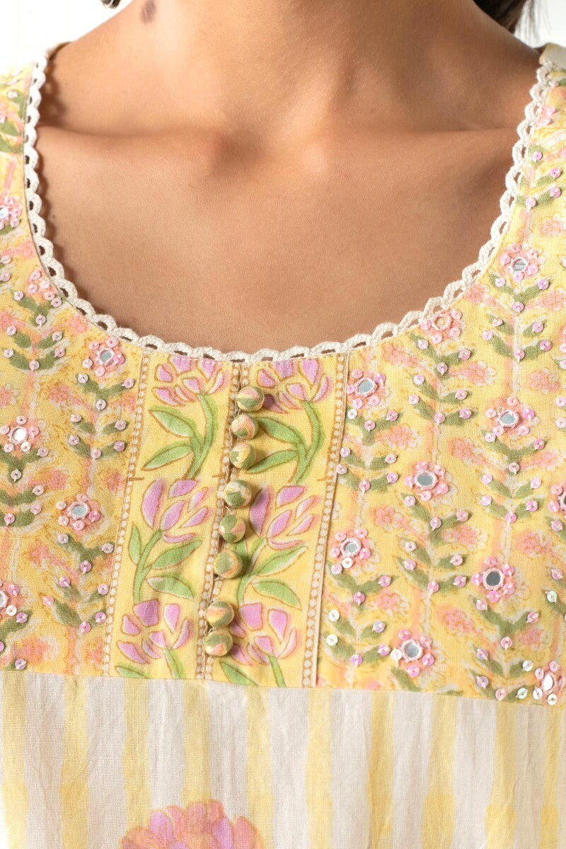 Gauhar Naaz Sanganeri Kurta