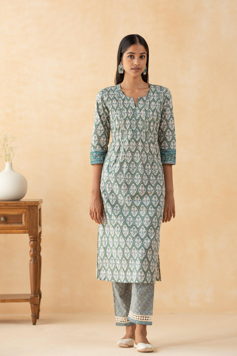 Zahira Maya Kurta