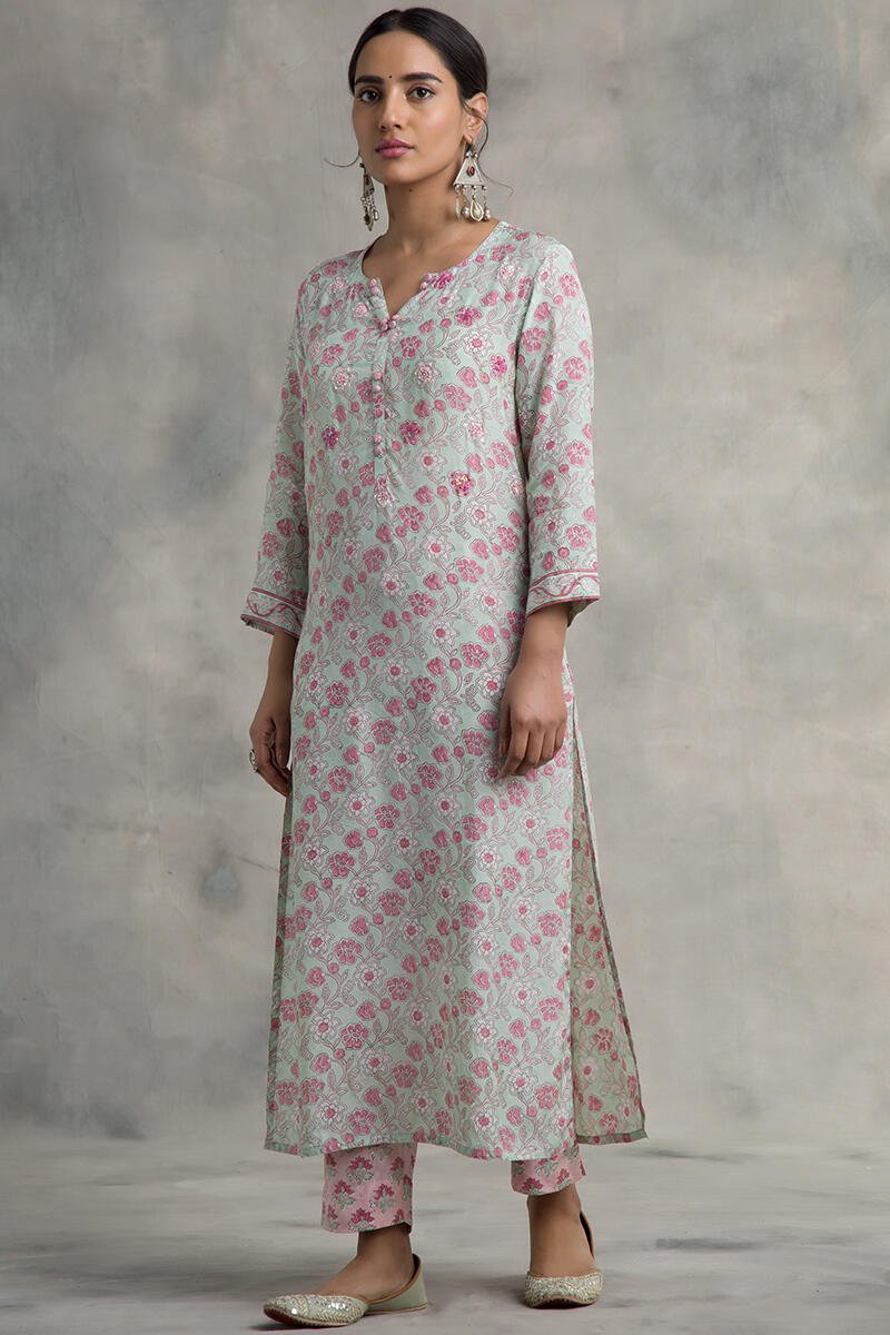 Gauhar Nuzakat Kurta