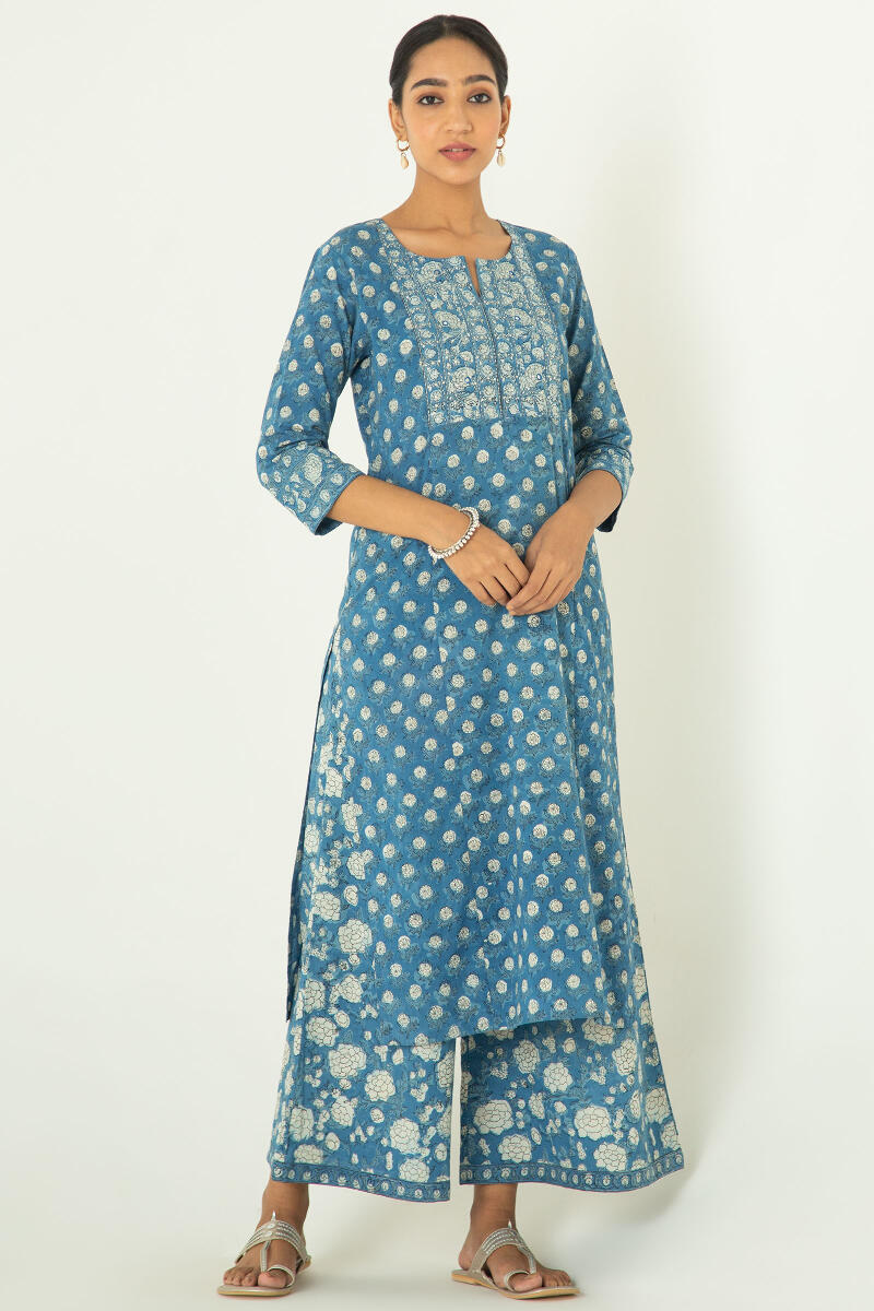 Noor Faheeza Kurta