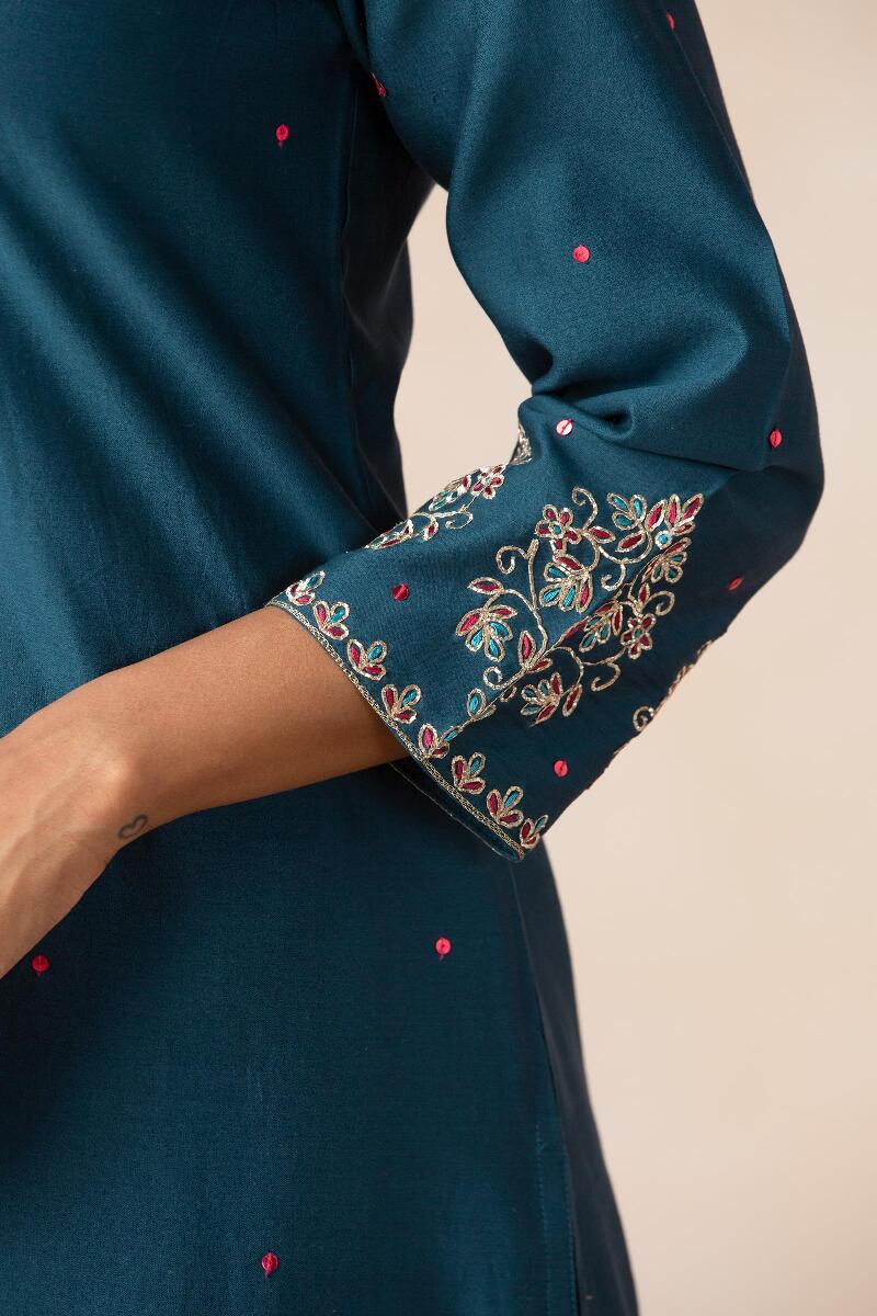 Nazma Rozinah Chanderi Kurta