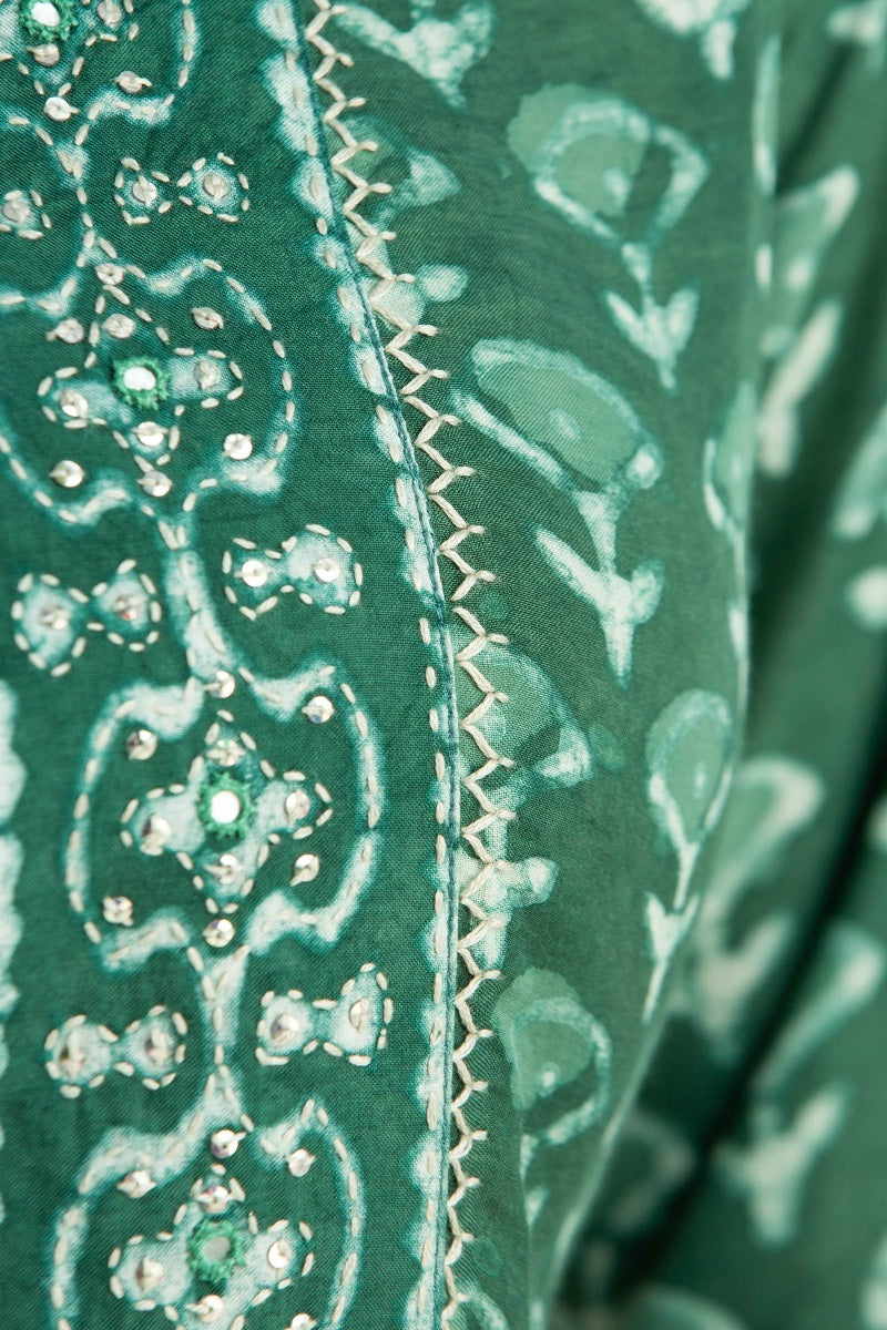 Sehra Sahana Dabu Modal Kurta