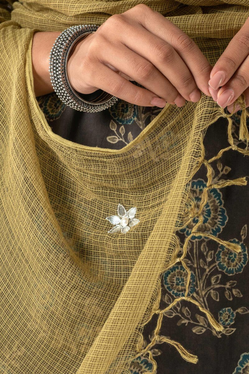 Sehra Nadia Kota Dupatta