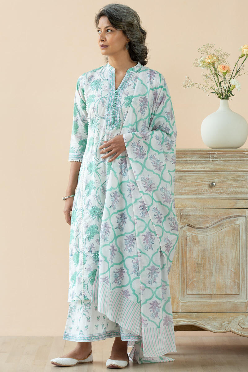 Roz Meher Sahira Kurta