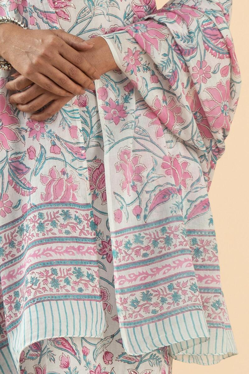Gul Bano Seerat Dupatta