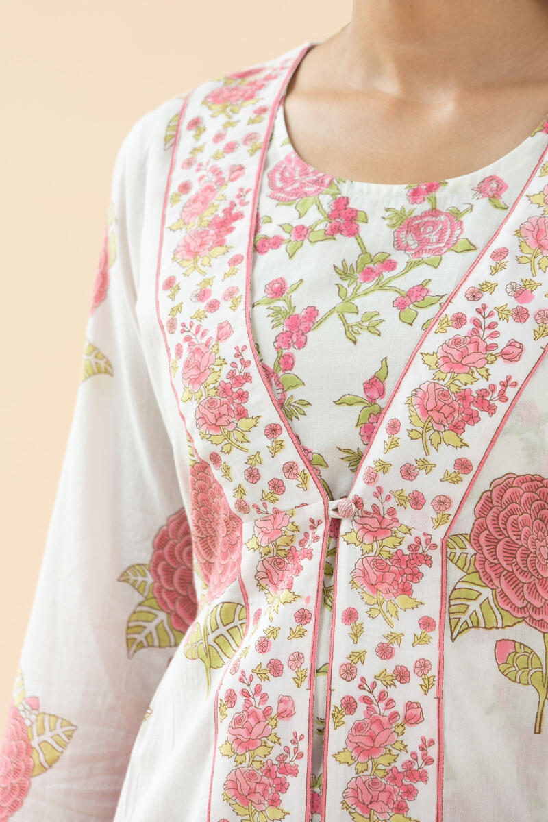 Gulbarg Heer Kurta