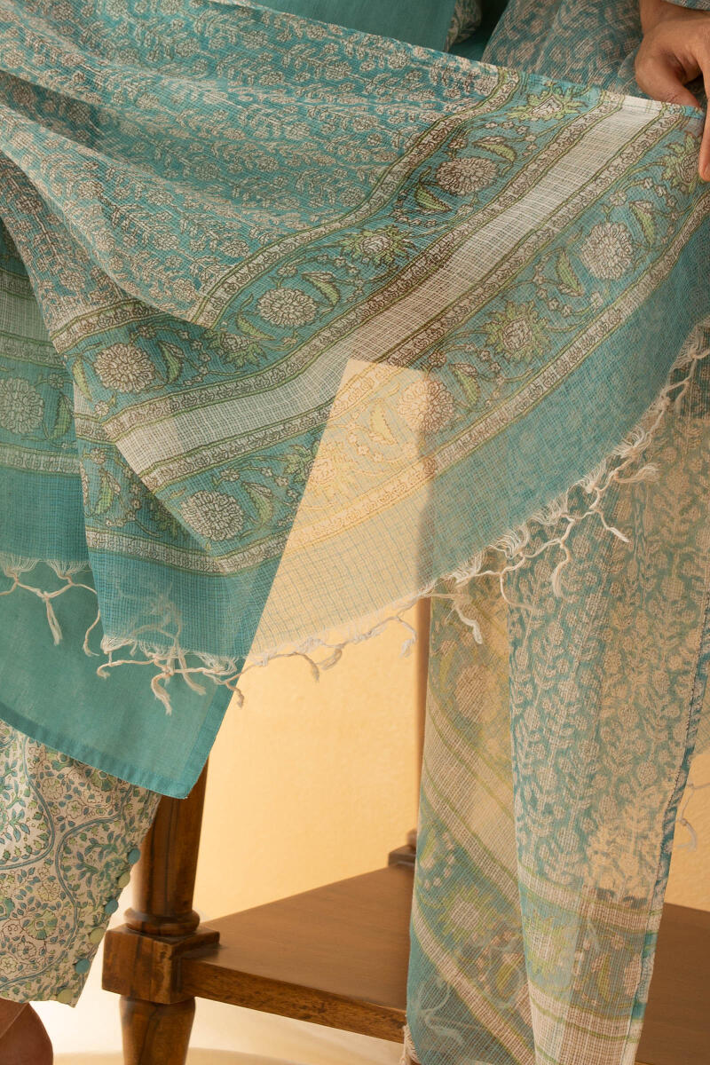 Gulbarg Nazmin Kota Dupatta