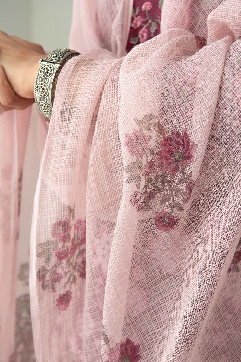 Nasrine Saba Sanganeri Kota Dupatta