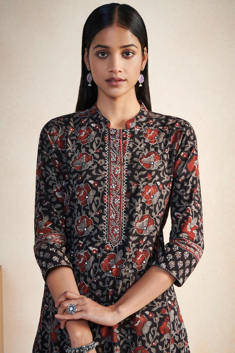 Sehra Nafeesa Bagru Kurta