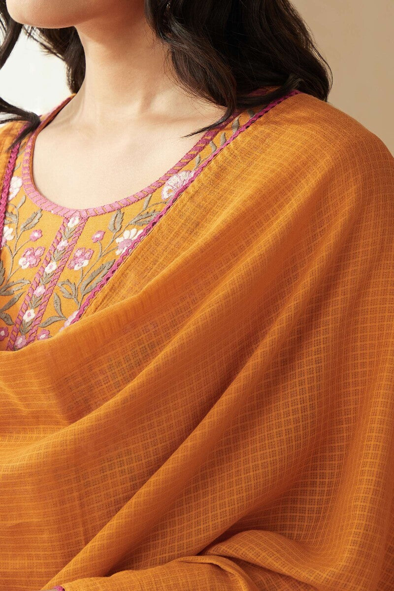 Roza Shirin Dupatta