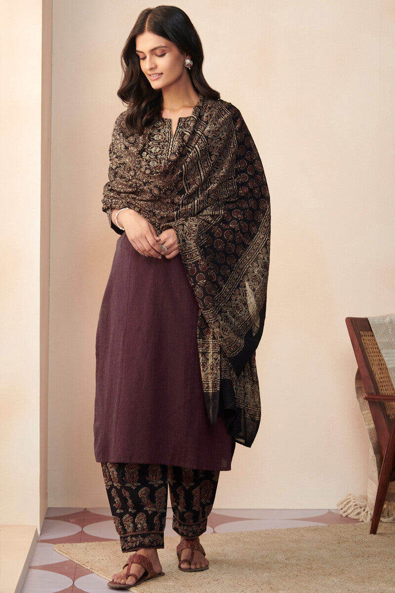 Naadirah Sairah Ajrak Dobby Dupatta