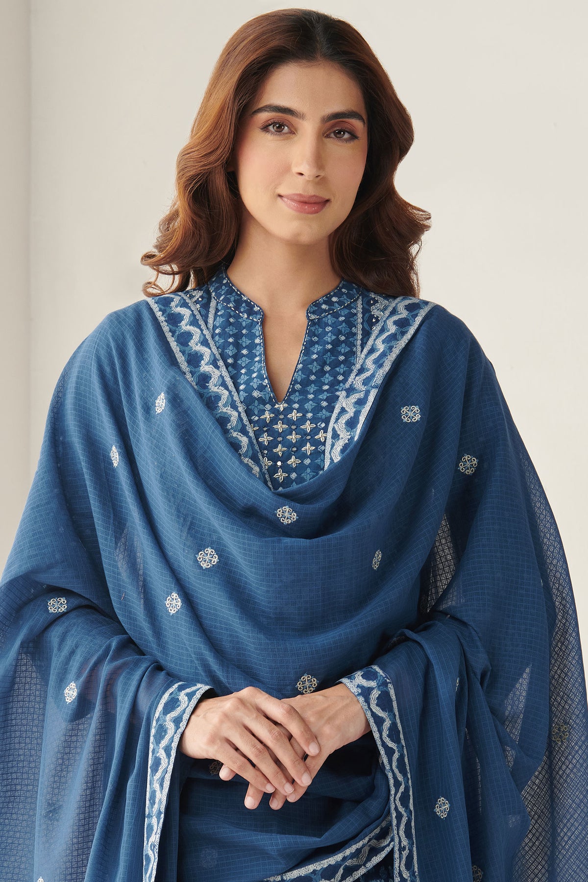 Sehra Nusrat Indigo Dupatta