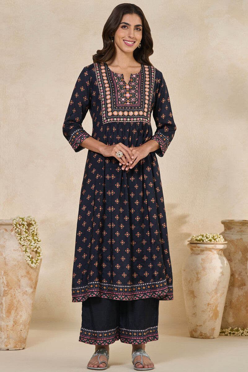 Mehrunissa Zaharaa Kurta
