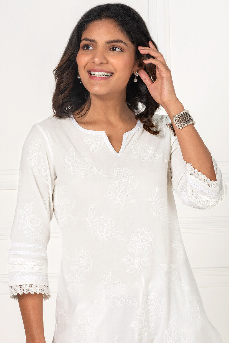 Falak Rumaisa Kurta
