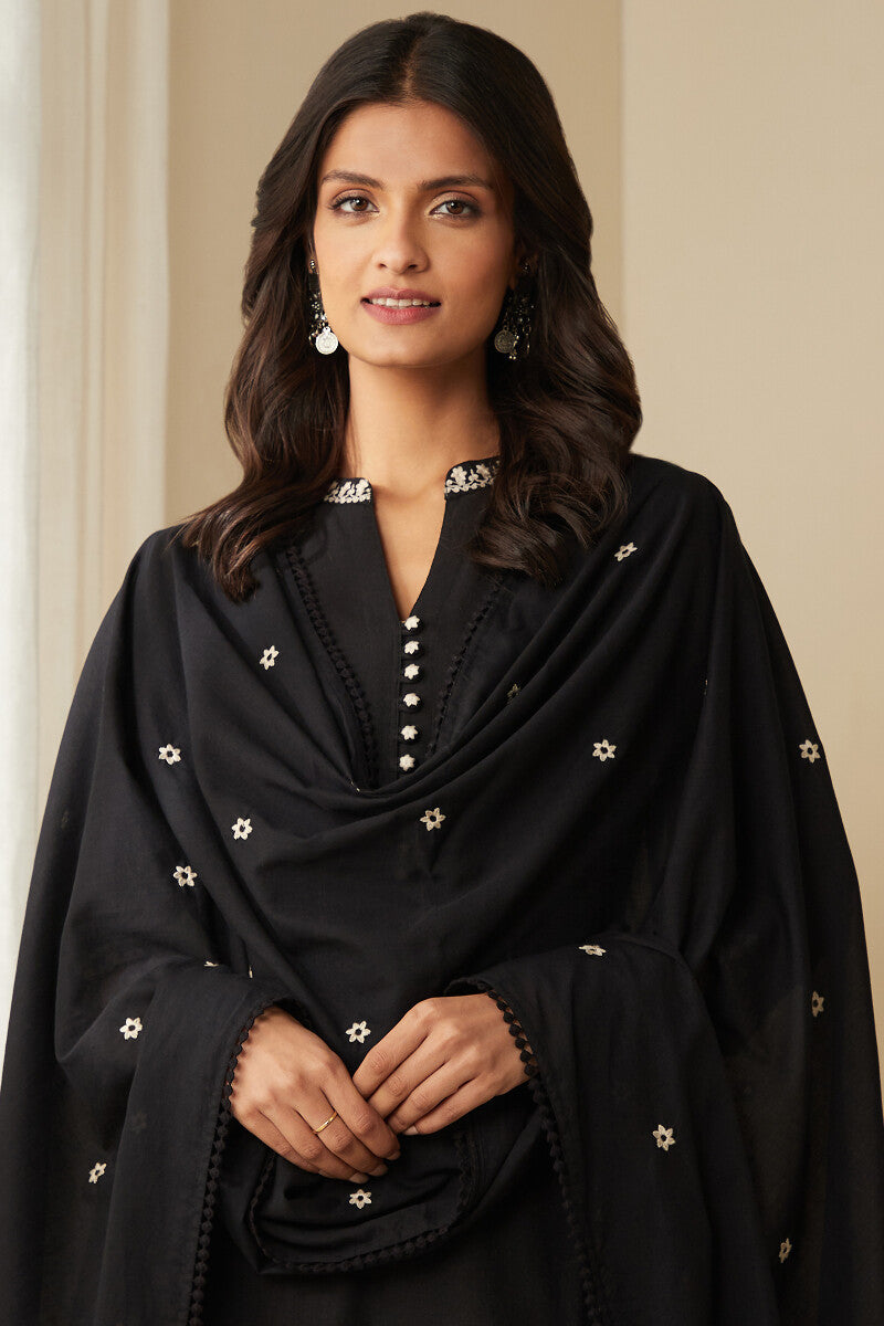 Mirza Kaynat Dupatta