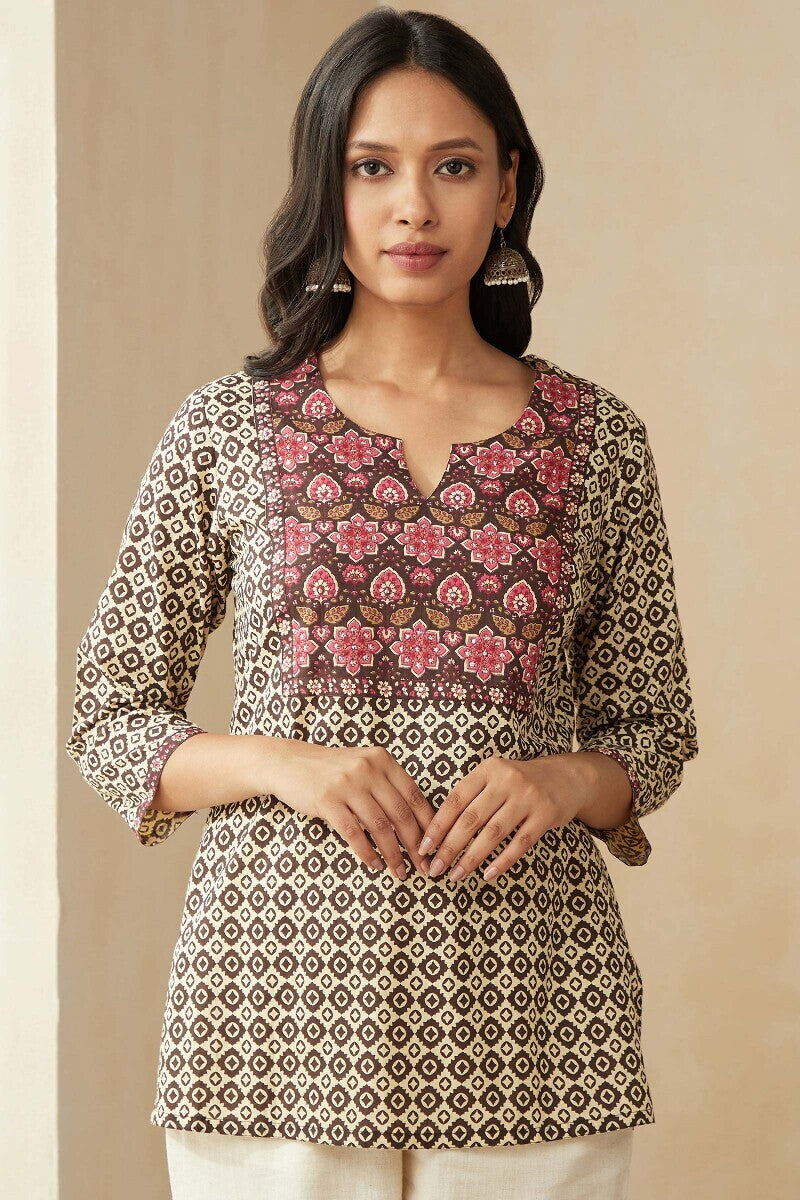Rosheen Farhat Sanganeri Top