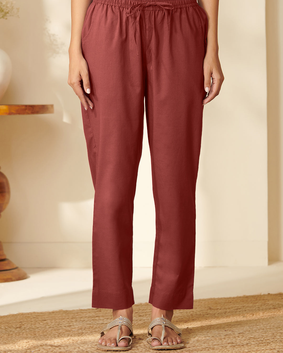 Roza Nikhat Maroon Narrow Pants