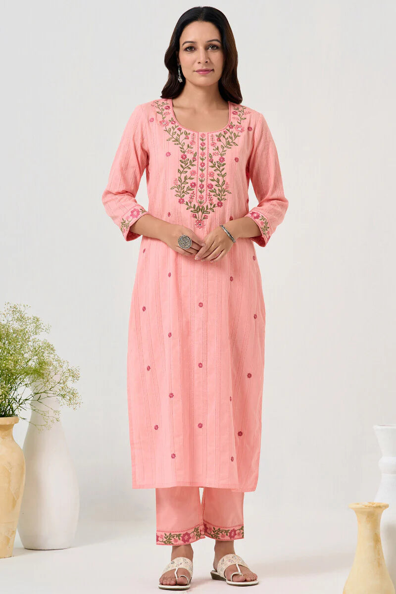 Surplus: Mehraab Arya Kurta
