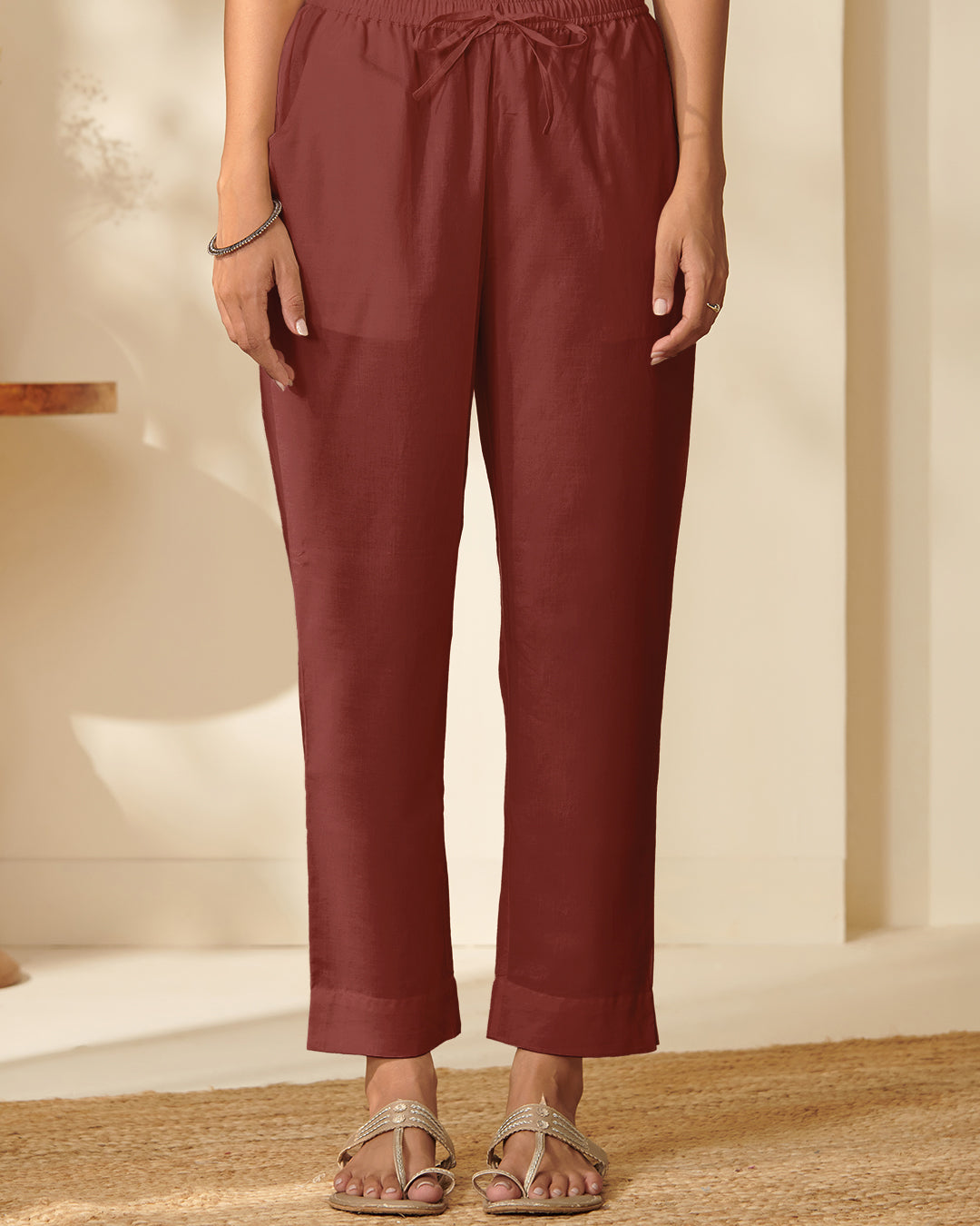 Roza Nikhat Maroon Narrow Pants