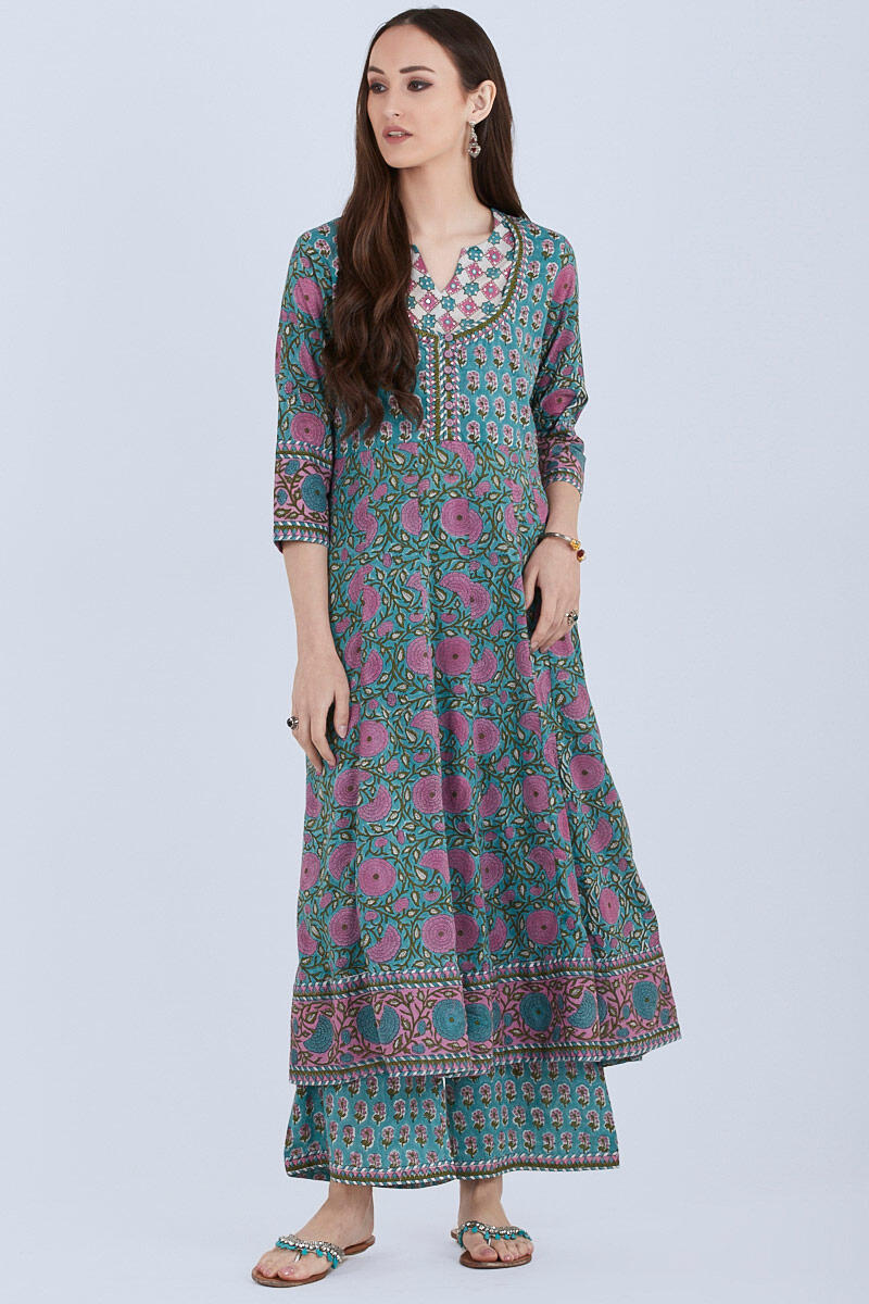 Nazm Jia Kurta
