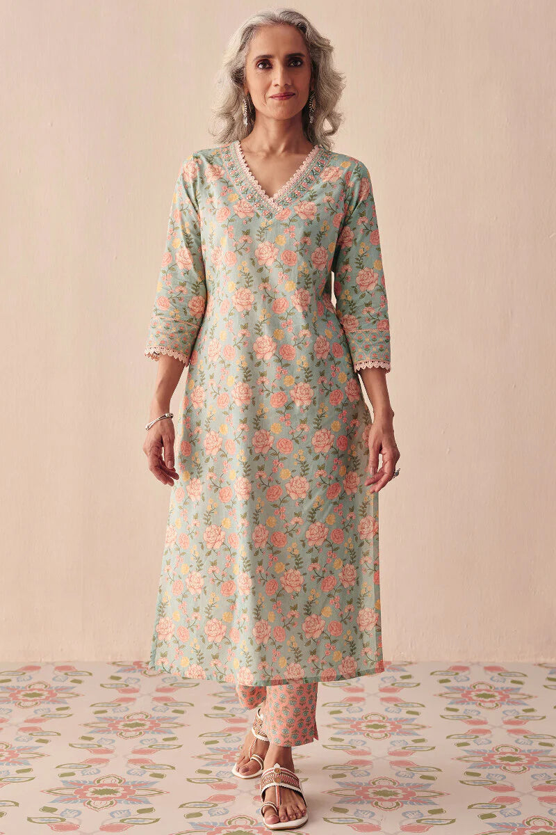 Surplus: Gulraiz Mahek Kurta