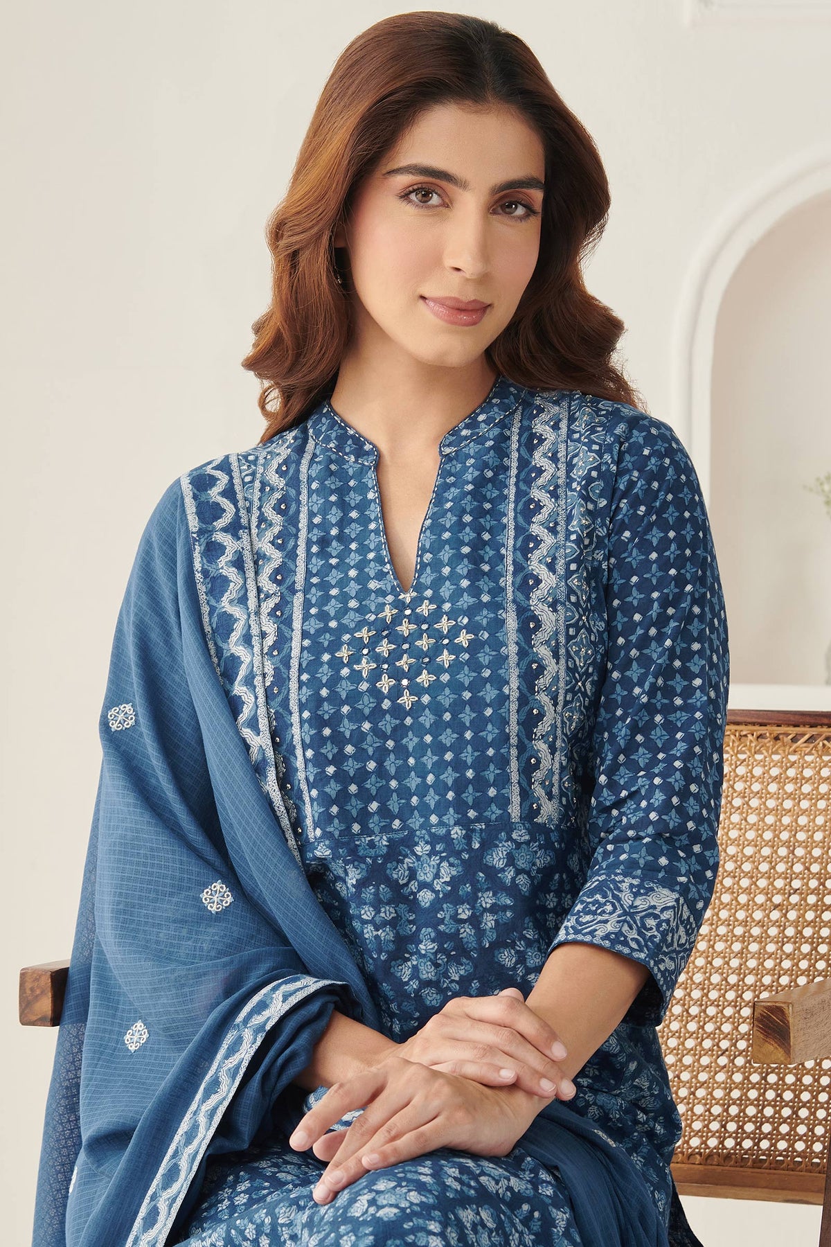 Sehra Nusrat Indigo Kurta