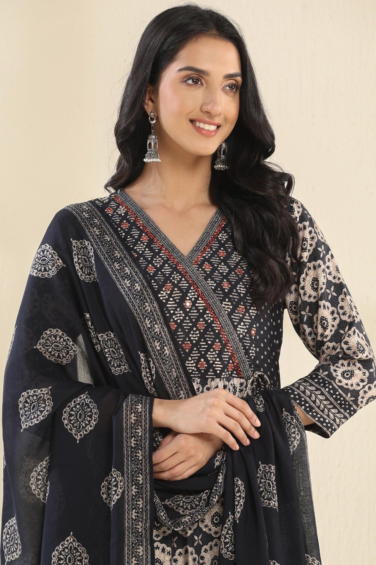 Surplus: Rangrez Sehreen Dupatta