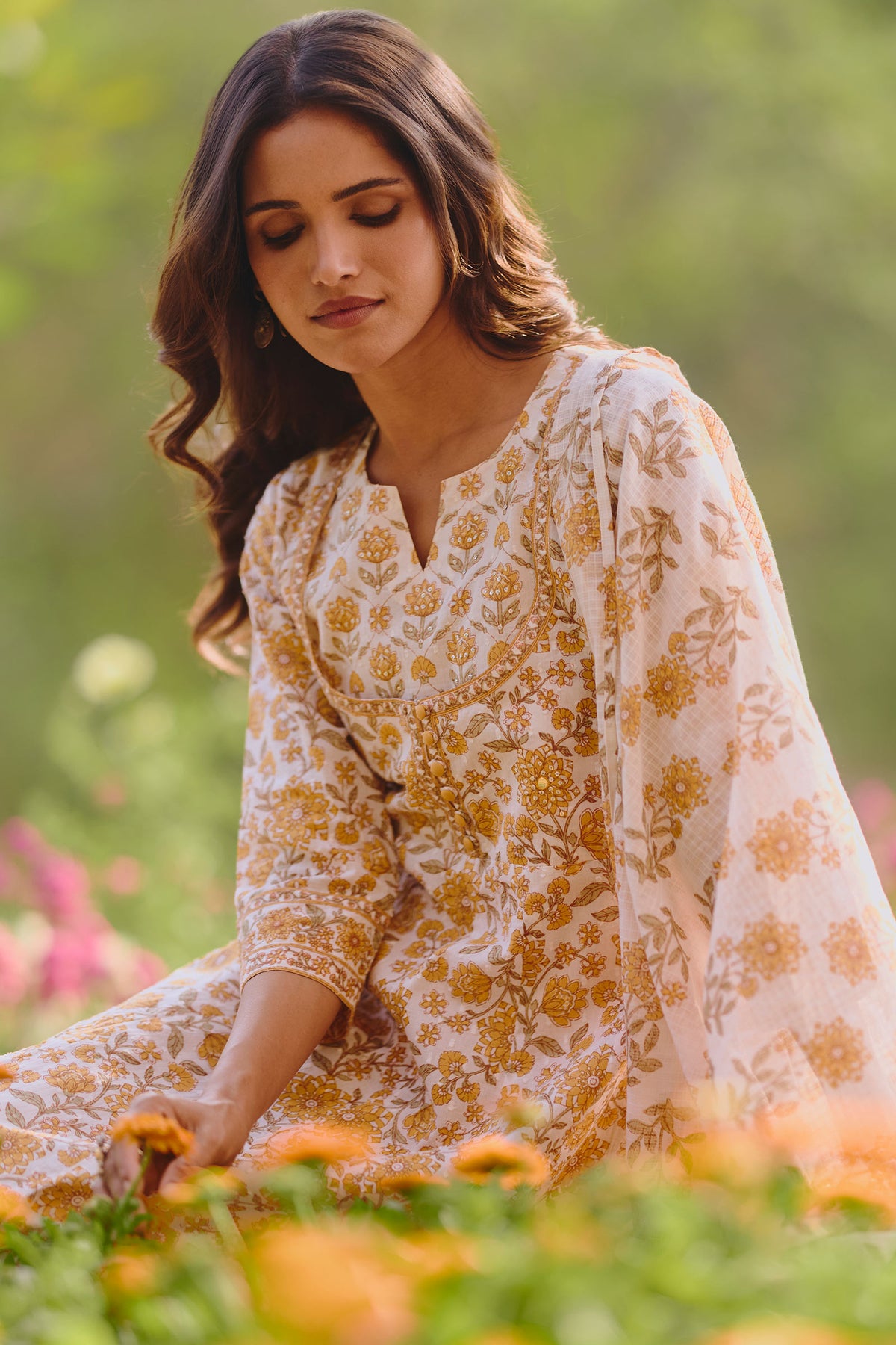 Gulbahar Tira Sanganeri Kurta