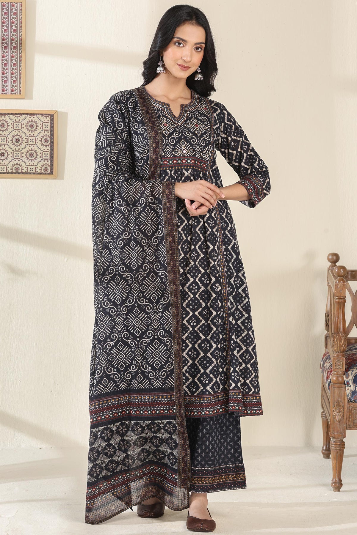Surplus: Rangrez Arya Kurta