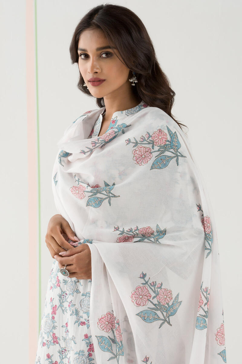 Gulbarg Mehreen Sanganeri Dupatta