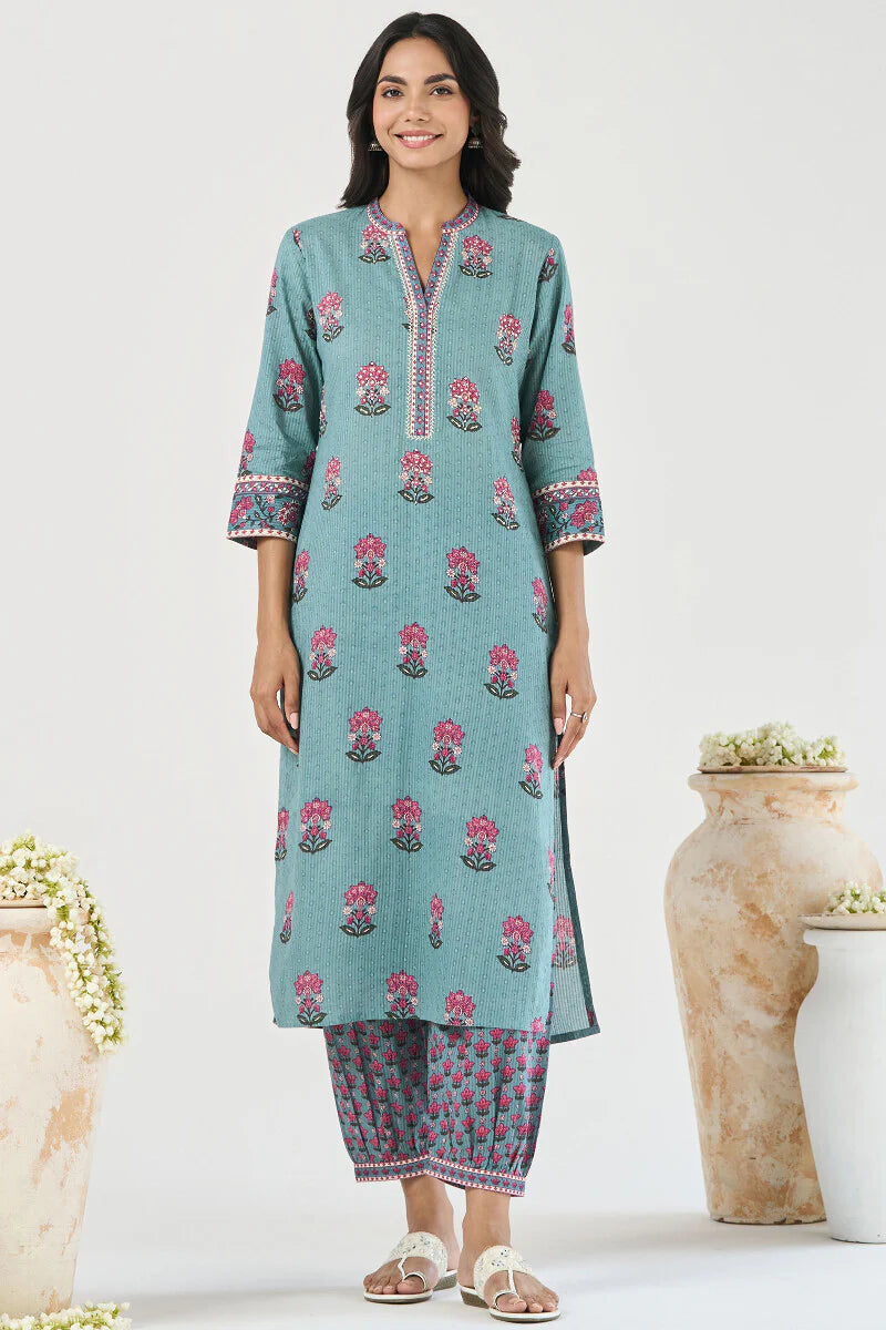 Surplus: Roz Meher Nahid Kurta