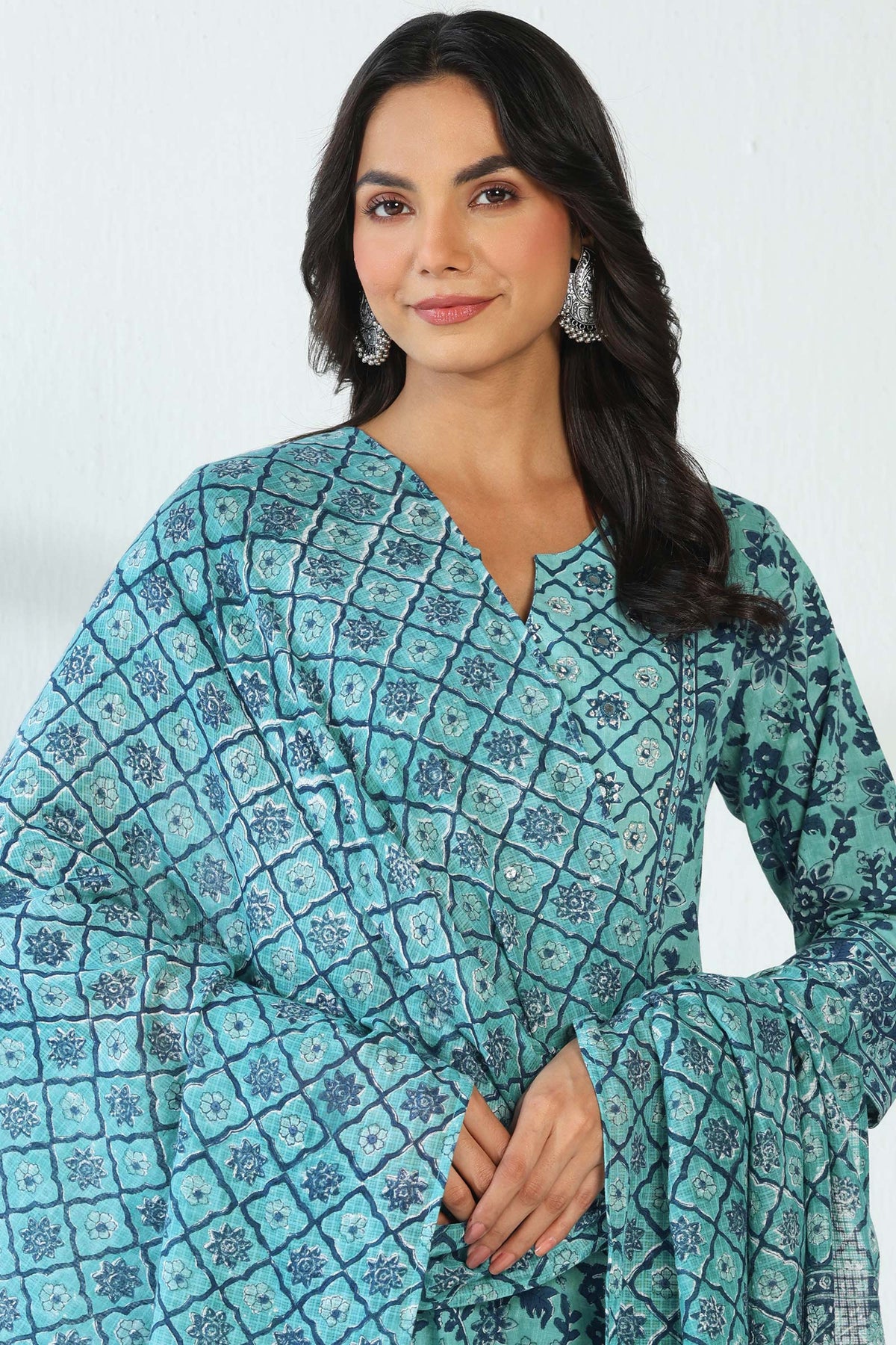 Surplus: Neelofar Shirin Sanganeri Dupatta