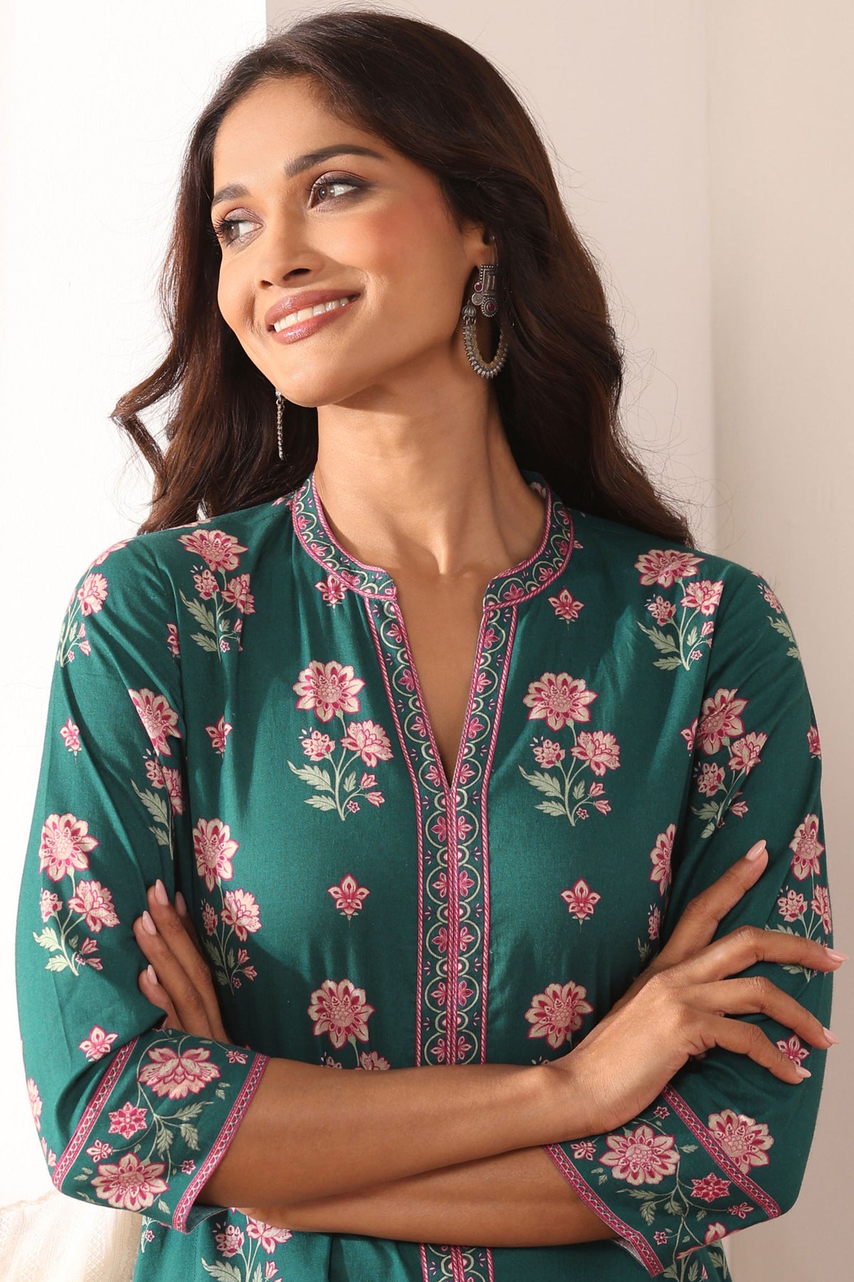 Mehreen Mahira Kurta