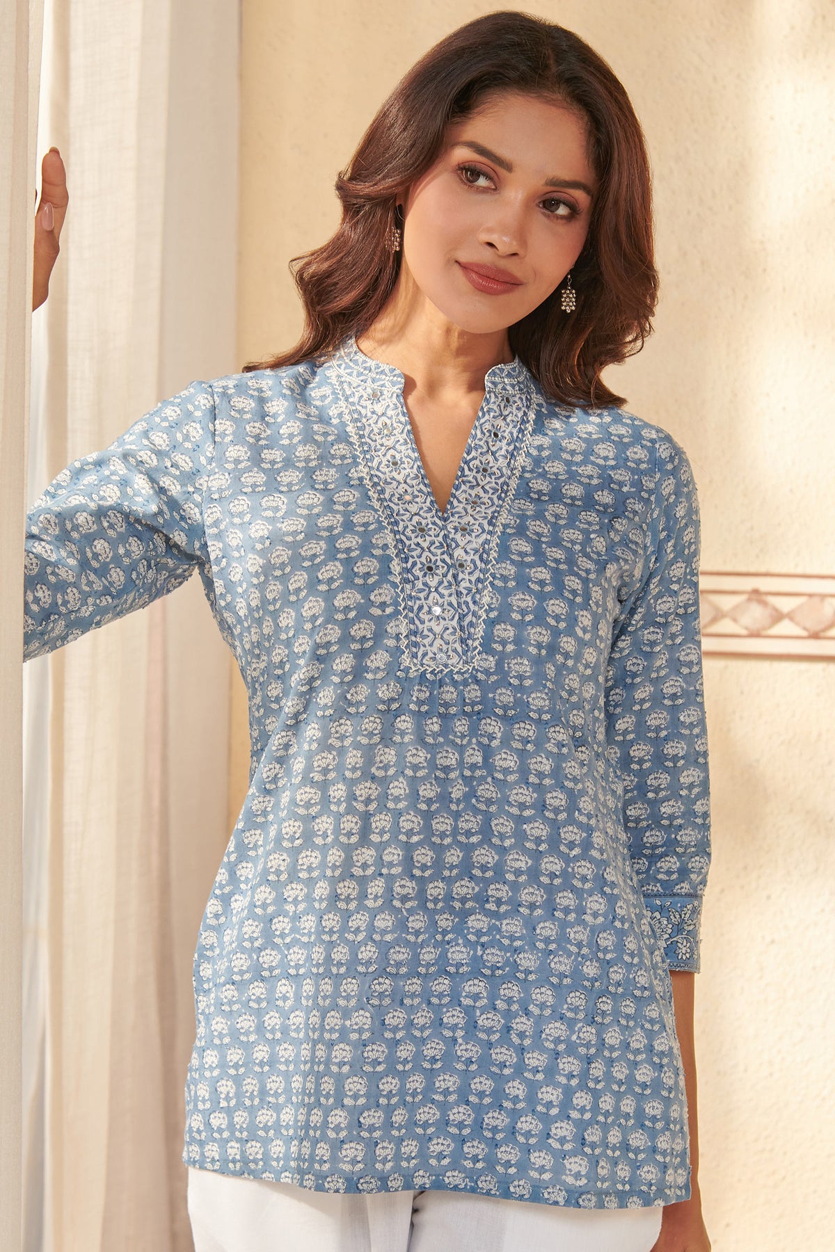 Neelofar Asma Sanganeri Top