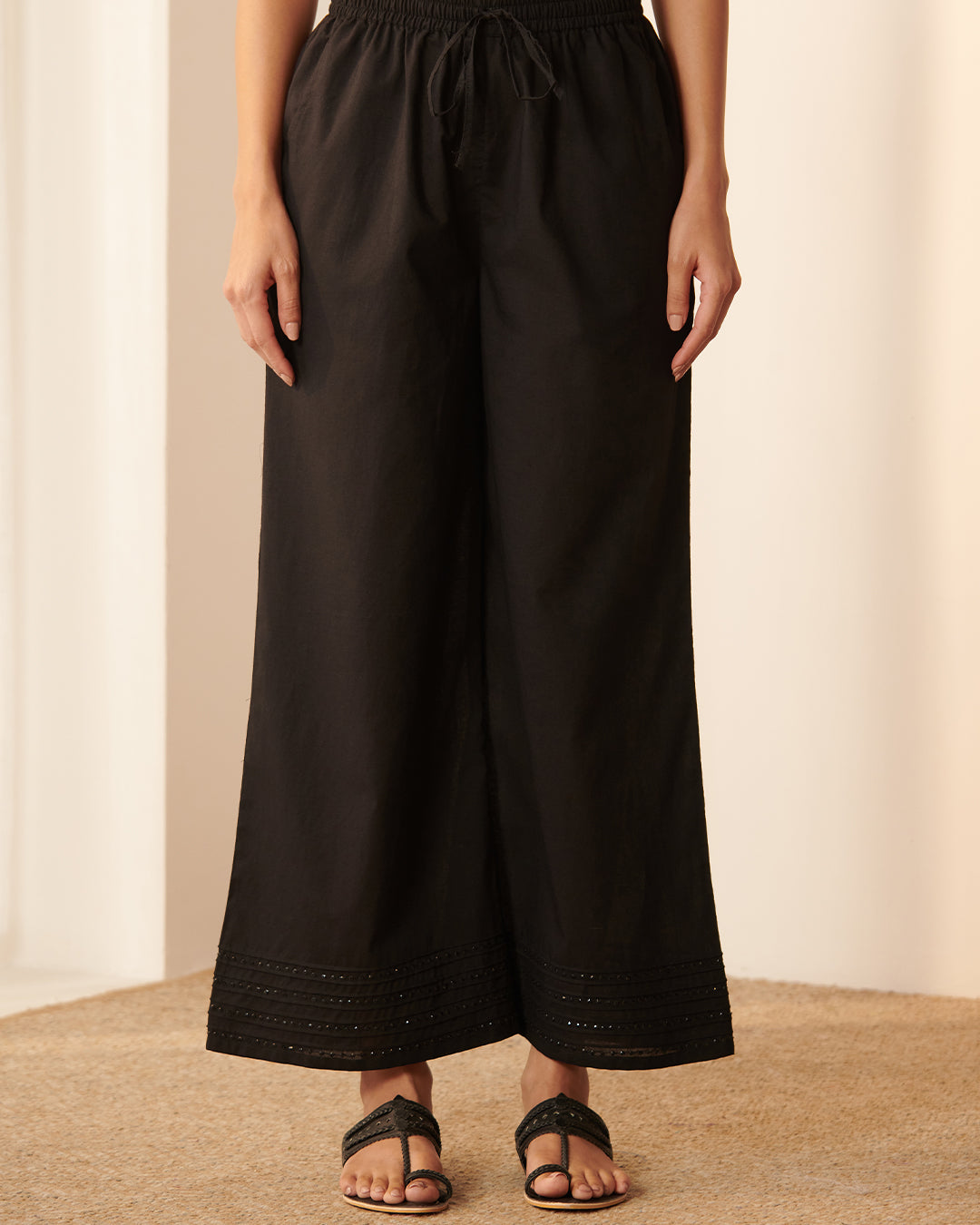 Roza Inaya Black Farsi