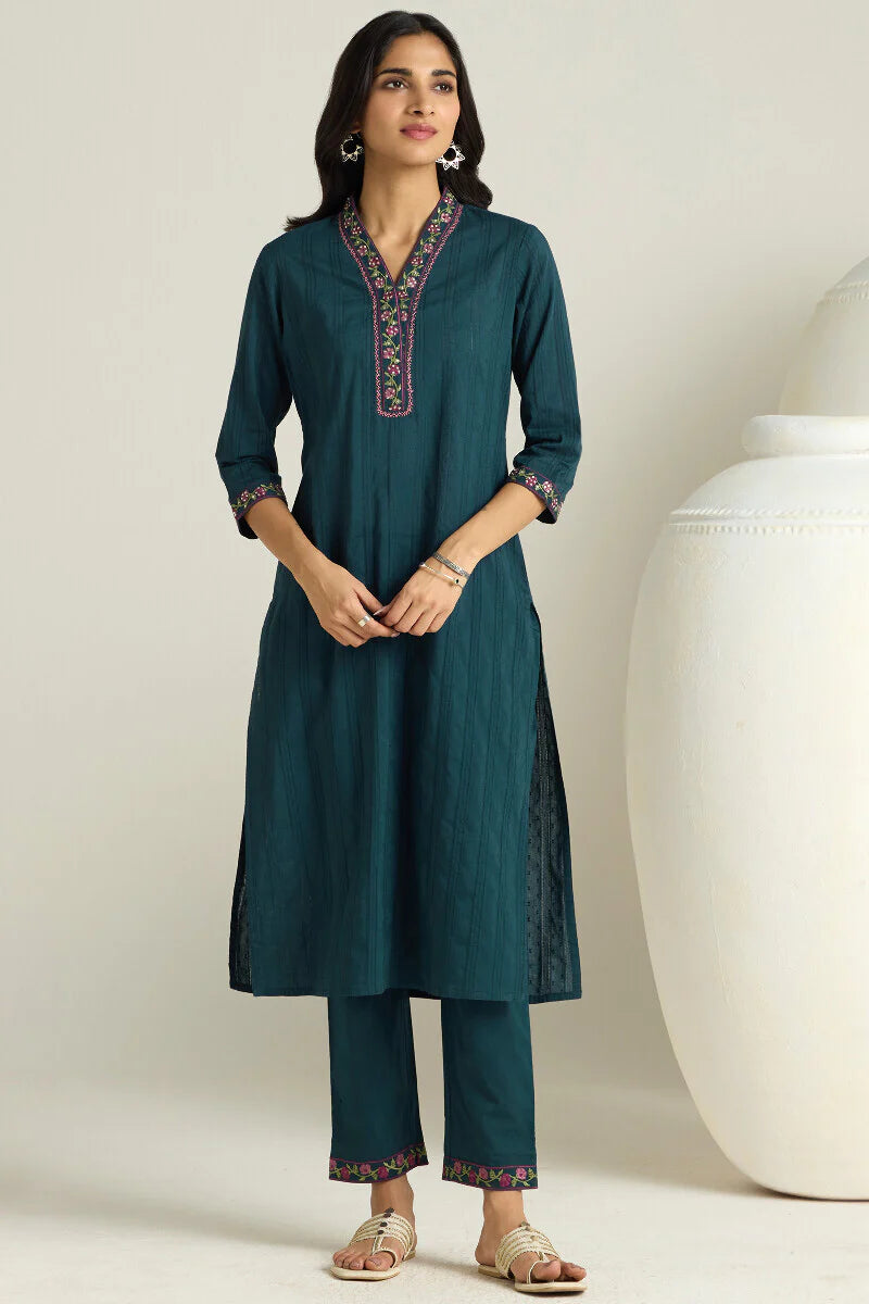 Surplus: Mehraab Simer Kurta