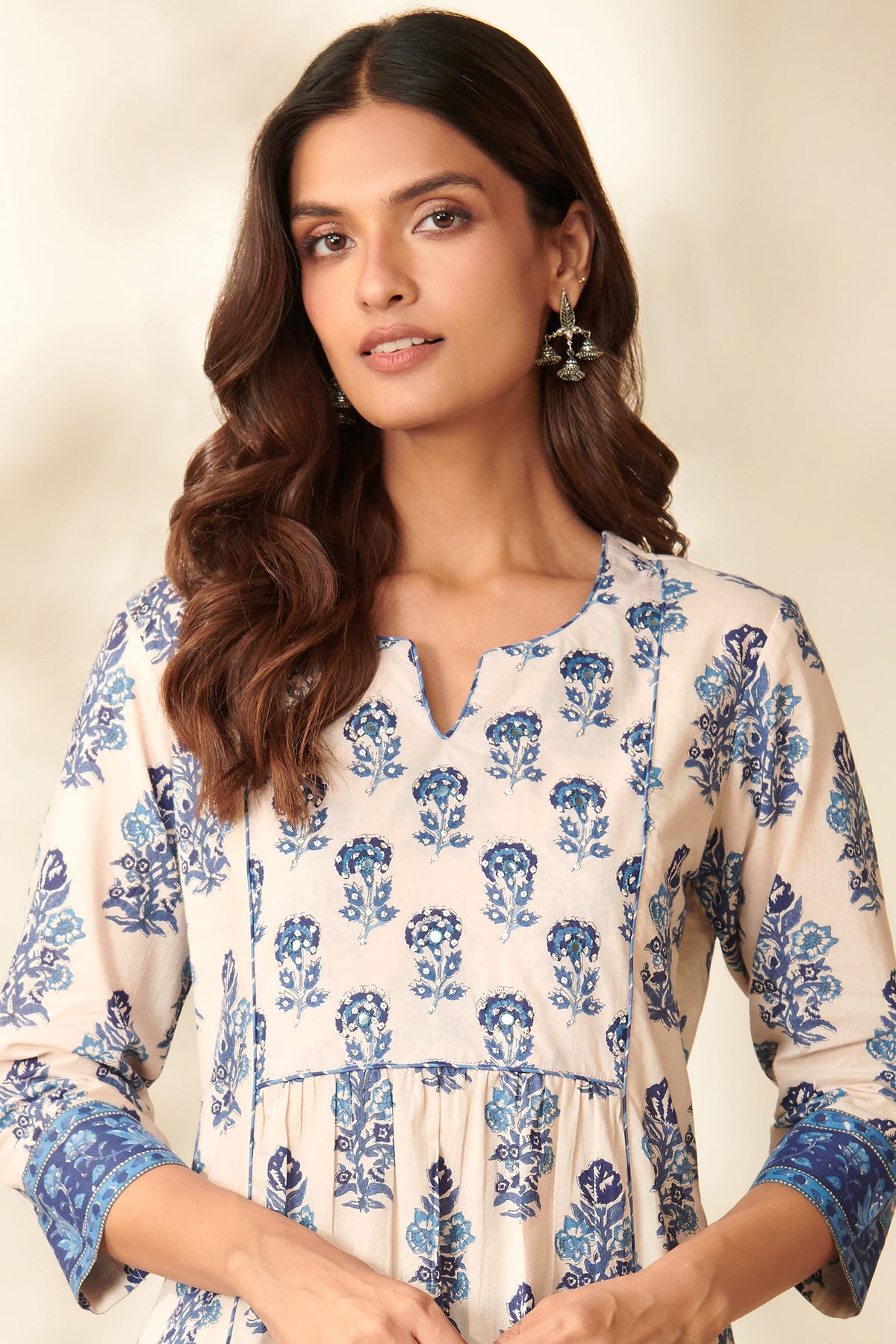 Neelofar Azah Sanganeri Kurta