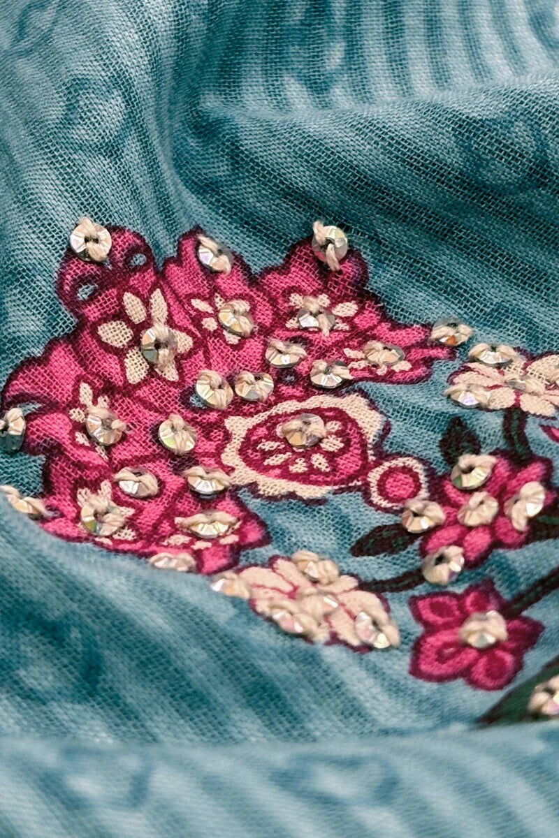 Surplus: Roz Meher Nahid Kurta