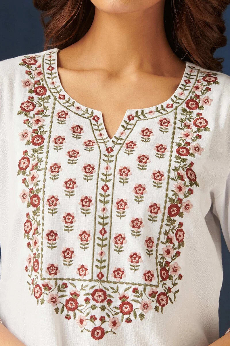 Surplus: Rosheen Tira Kurta