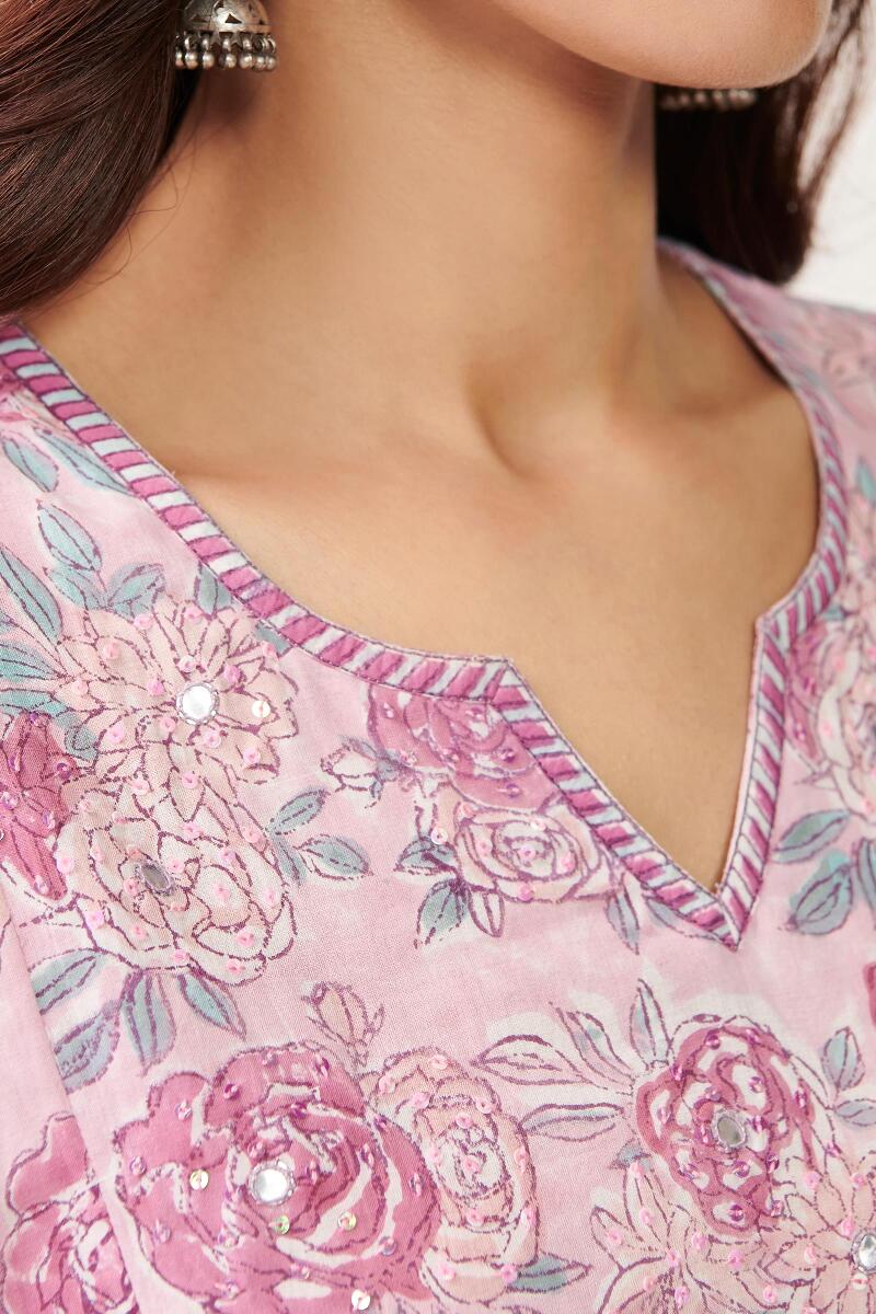 Gulbarg Rozinah Sanganeri Kurta